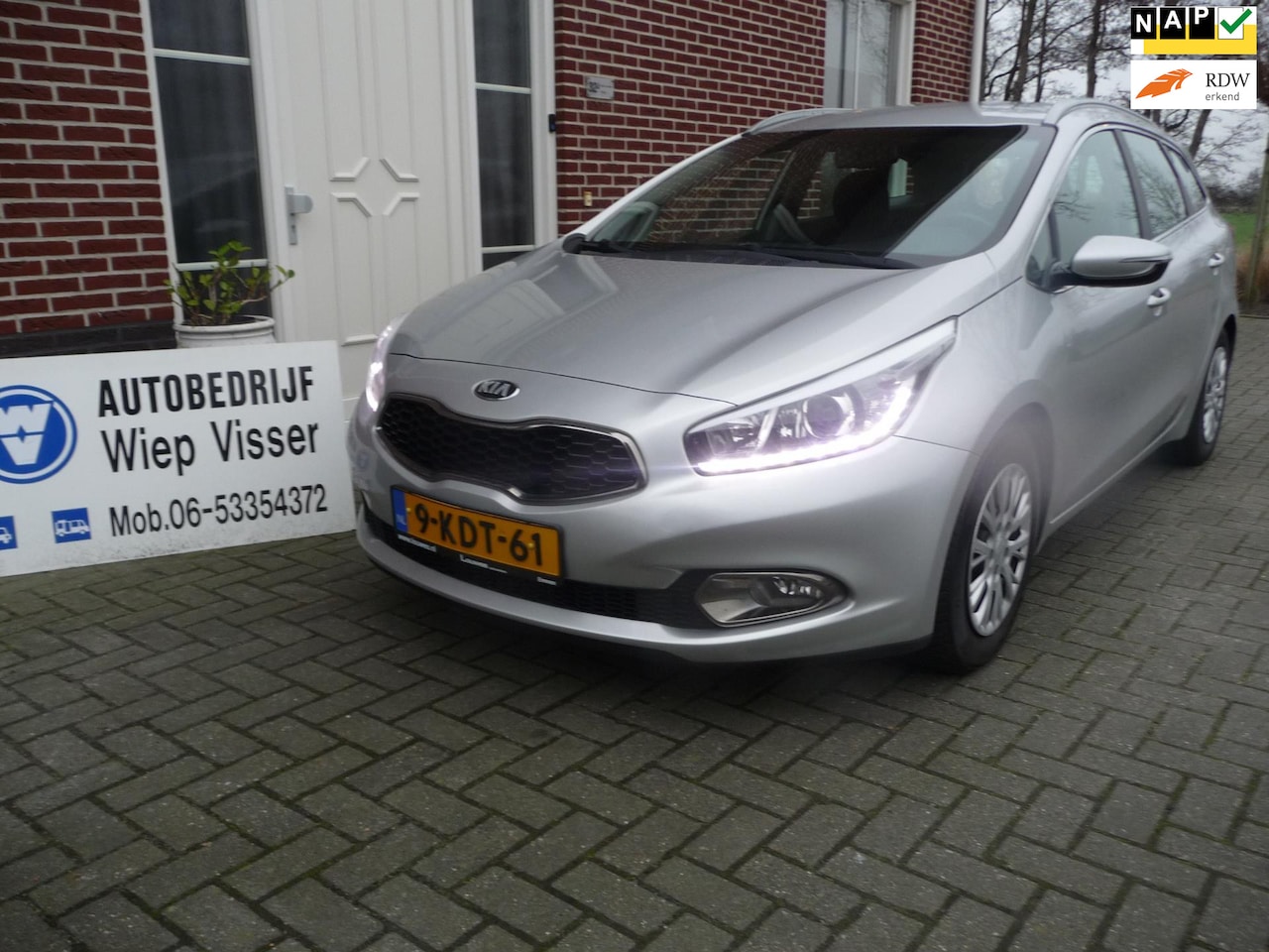 Kia Cee'd Sportswagon - 1.6 GDI Plus Pack Dynamics - AutoWereld.nl