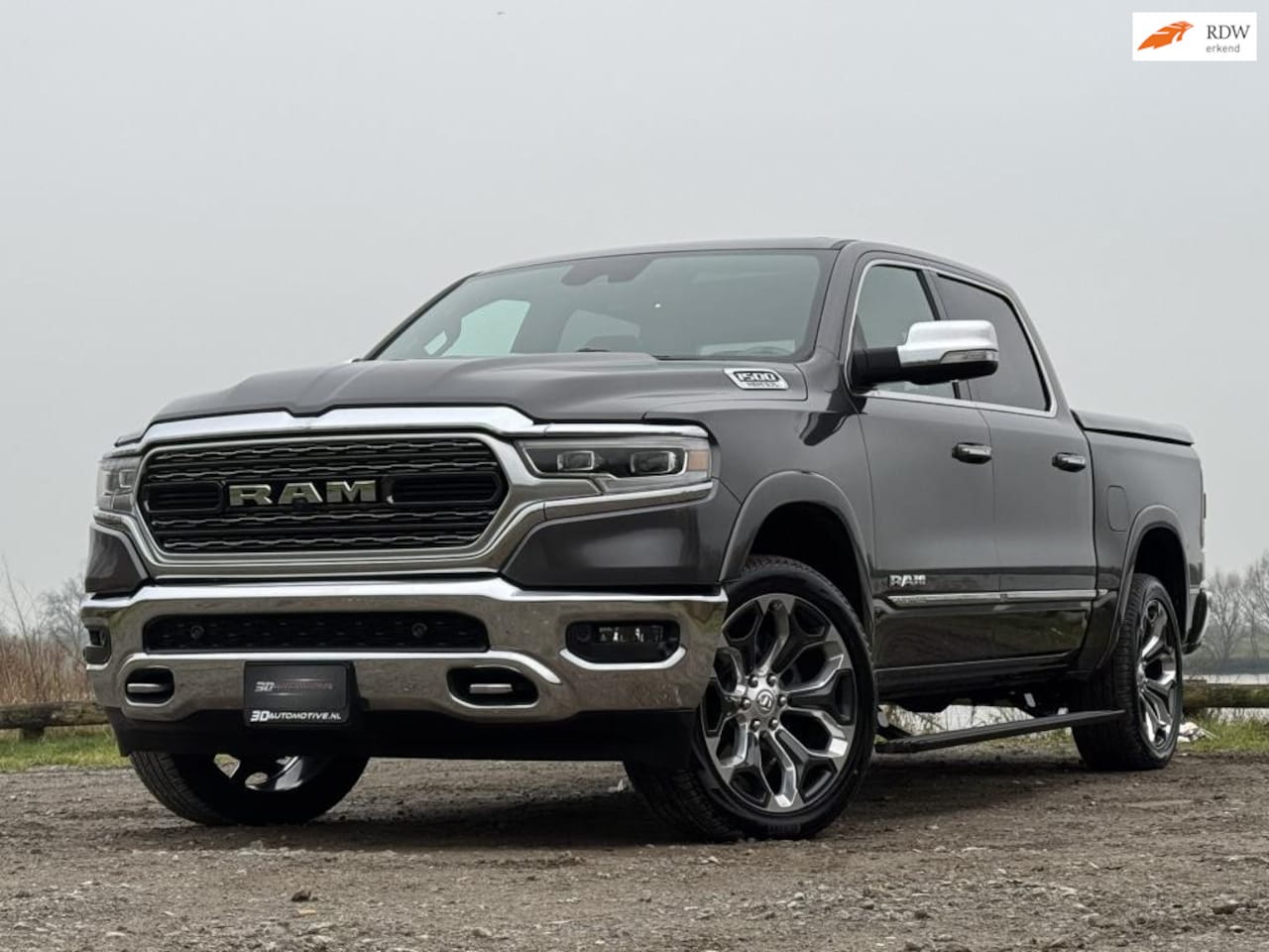 Dodge Ram 1500 - Limited 5.7L V8, 1e eig, volledig dealer onderh, SUPERSTAAT! - AutoWereld.nl