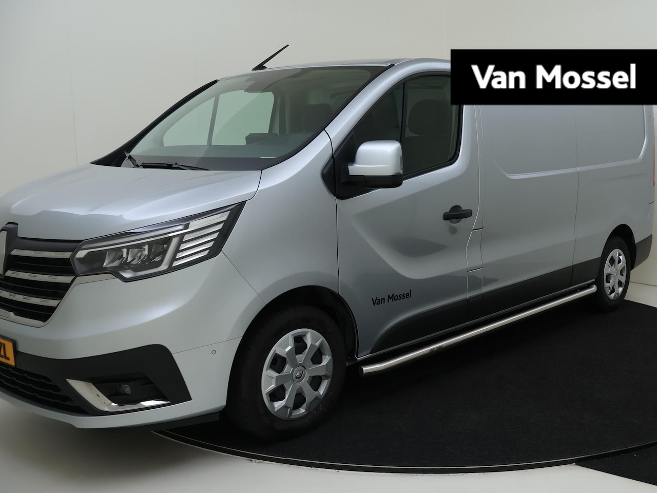 Renault Trafic - 2.0 dCi 130 T30 L2H1 Work Edition - AutoWereld.nl