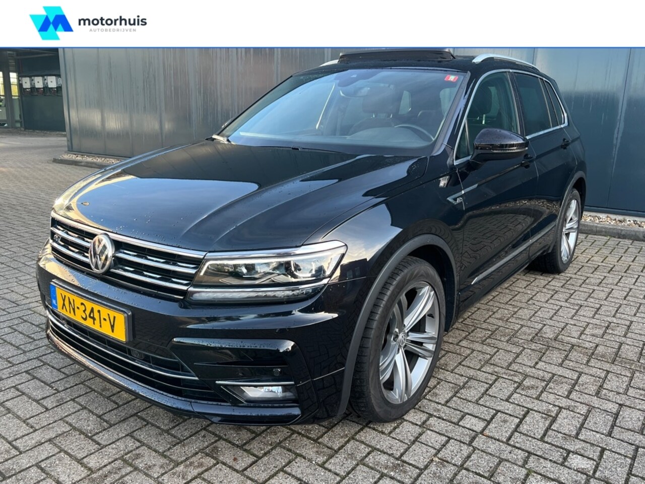 Volkswagen Tiguan - 1.5 TSI ACT 150pk DSG Highline Business R - AutoWereld.nl