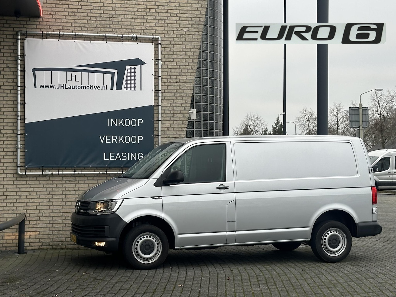 Volkswagen Transporter - 2.0 TDI L1H1 Comfortline*AUTOMAAT*HAAK*A/C*CRUISE* - AutoWereld.nl