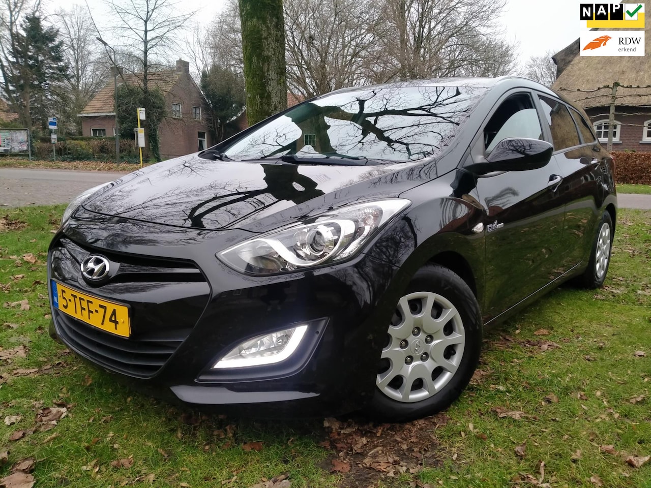 Hyundai i30 Wagon - 1.6 GDI i-Motion ORG NL / APK 12-12-2025!! - AutoWereld.nl