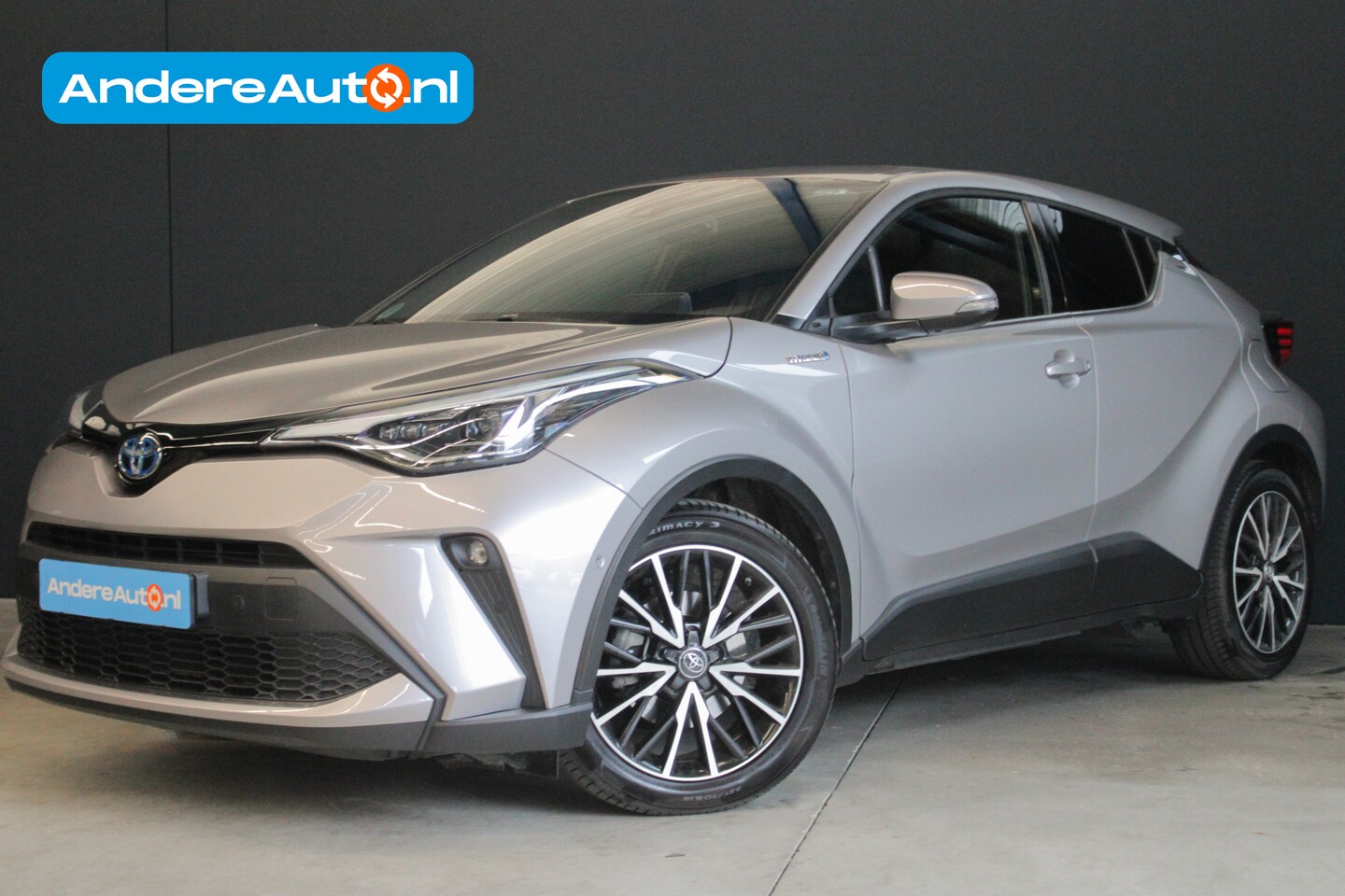 Toyota C-HR - 2.0 Hybrid Executive |trekhaak|leder|navigatie|JBL|recent onderhouden| - AutoWereld.nl