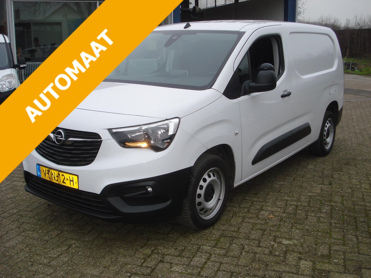 Opel Combo - Cargo AUTOMAAT-1.5 Diesel 131pk L2H1 - AutoWereld.nl