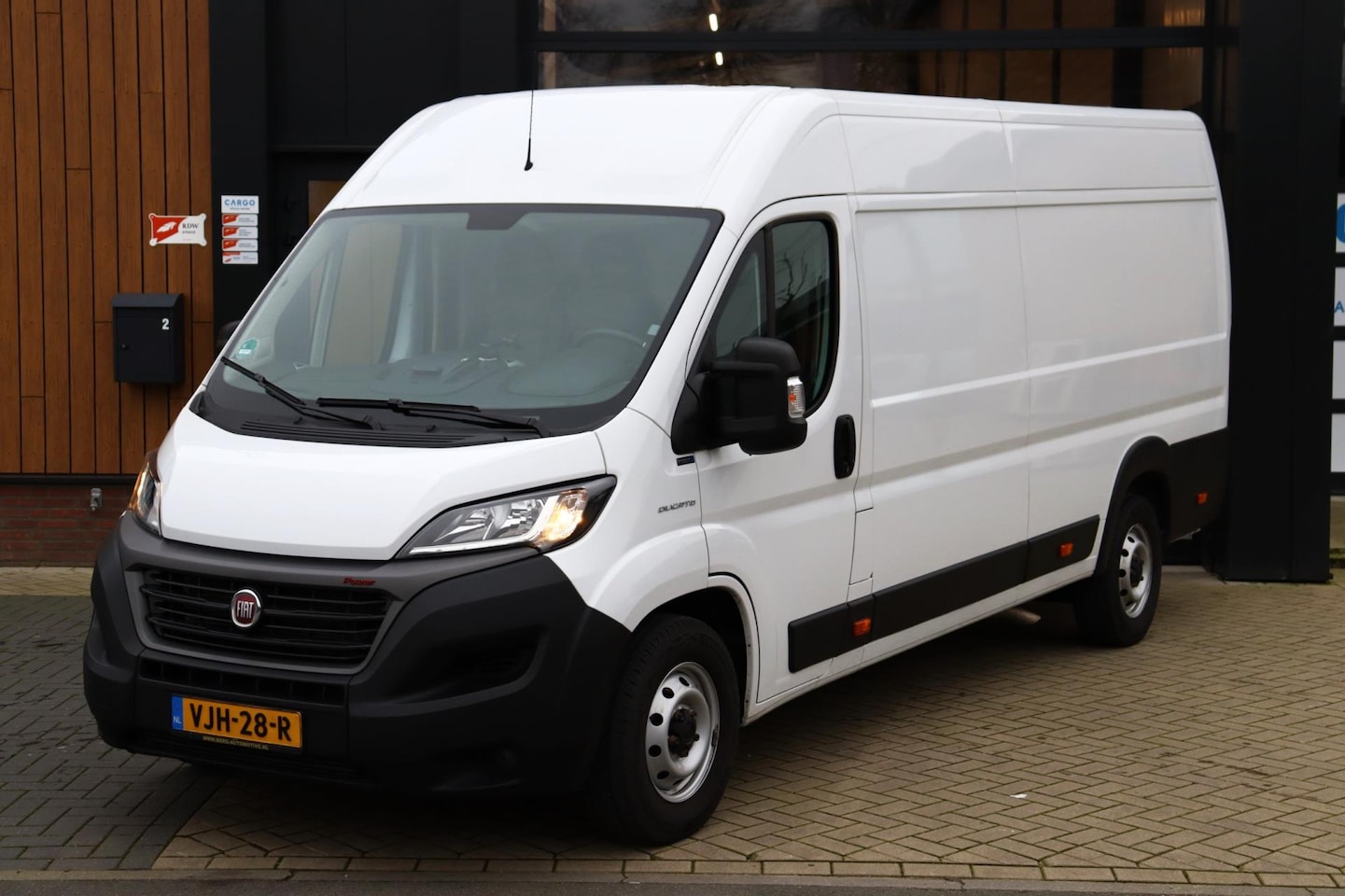 Fiat Ducato - 35 2.3 MultiJet L4H2 | Eerste Eigenaar | NAP | Automaat | Cruise | Camera | Climate Contro - AutoWereld.nl