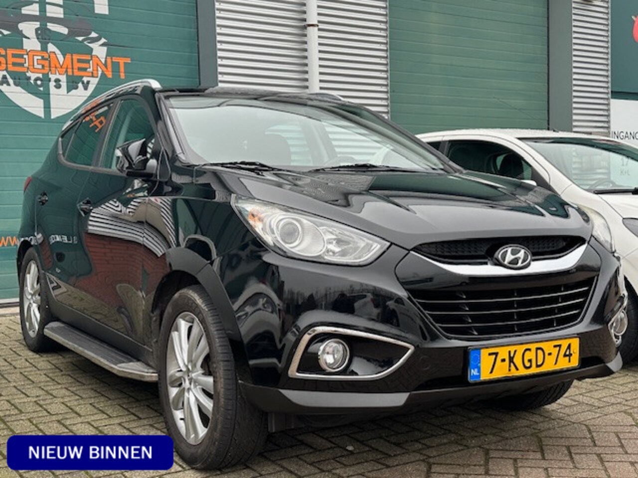 Hyundai ix35 - 2.0i i-Catcher / 1e eigenaar / Pano / Trekhaak / Camera - AutoWereld.nl