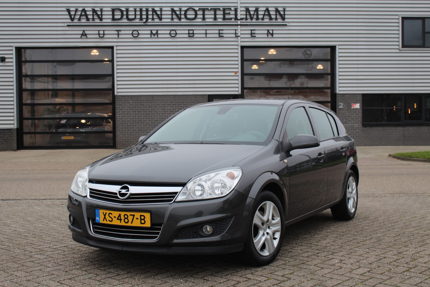 Opel Astra - 1.6 Cosmo / Airco / Cruise / Trekhaak / N.A.P. - AutoWereld.nl