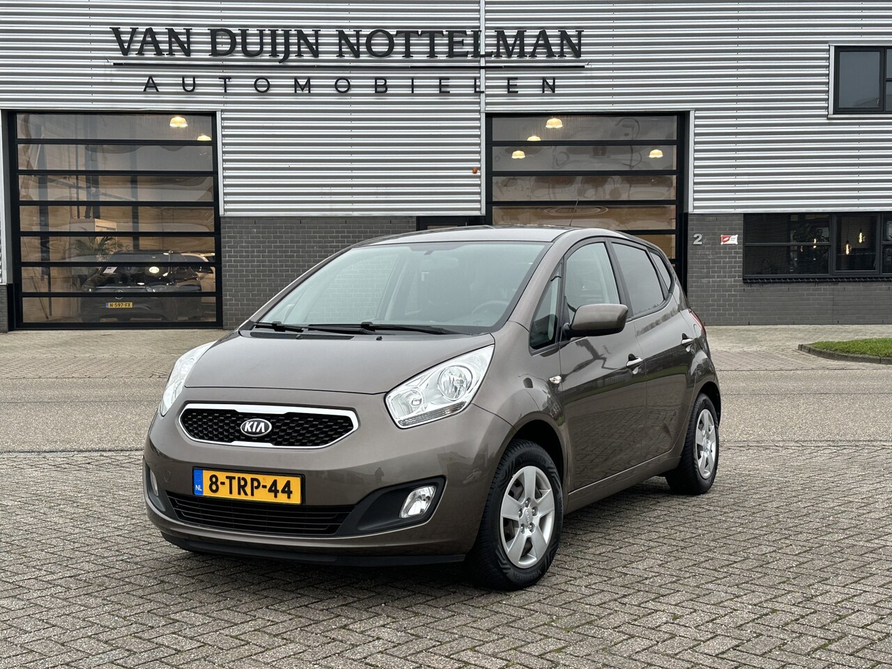 Kia Venga - 1.4 CVVT 20th Anniversary / Camera / Navigatie / Trekhaak / N.A.P. - AutoWereld.nl