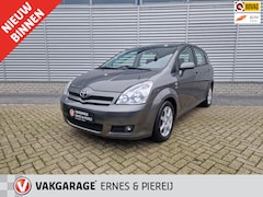 Toyota Corolla Verso - 1.8 VVT-i Terra 7p