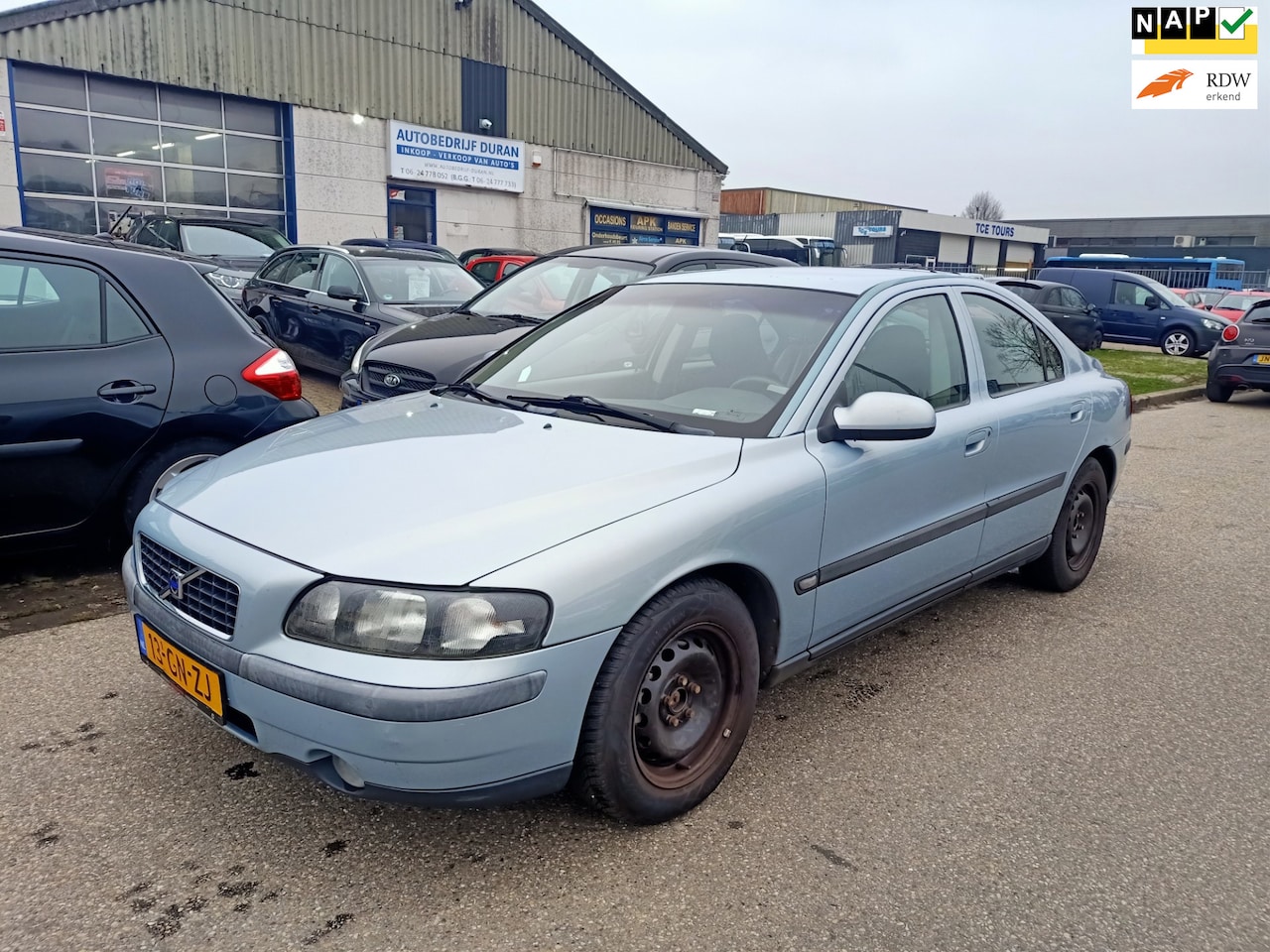 Volvo S60 - 2.4 Edition Clima Bj:2001 NAP! - AutoWereld.nl