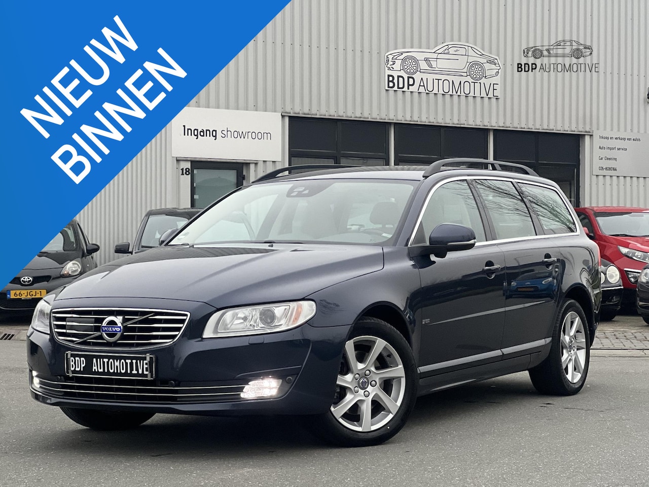 Volvo V70 - 2.0 T5 Nordic+ CRUISE CONTROLE ADAPTIEF/LEER/TREKHAAK - AutoWereld.nl