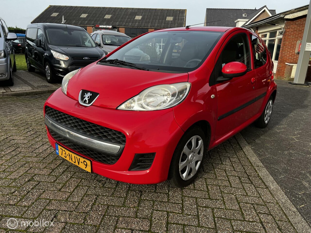 Peugeot 107 - 1.0-12V Urban Move 1.0-12V Urban Move - AutoWereld.nl