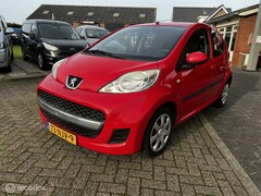 Peugeot 107 - 1.0-12V Urban Move