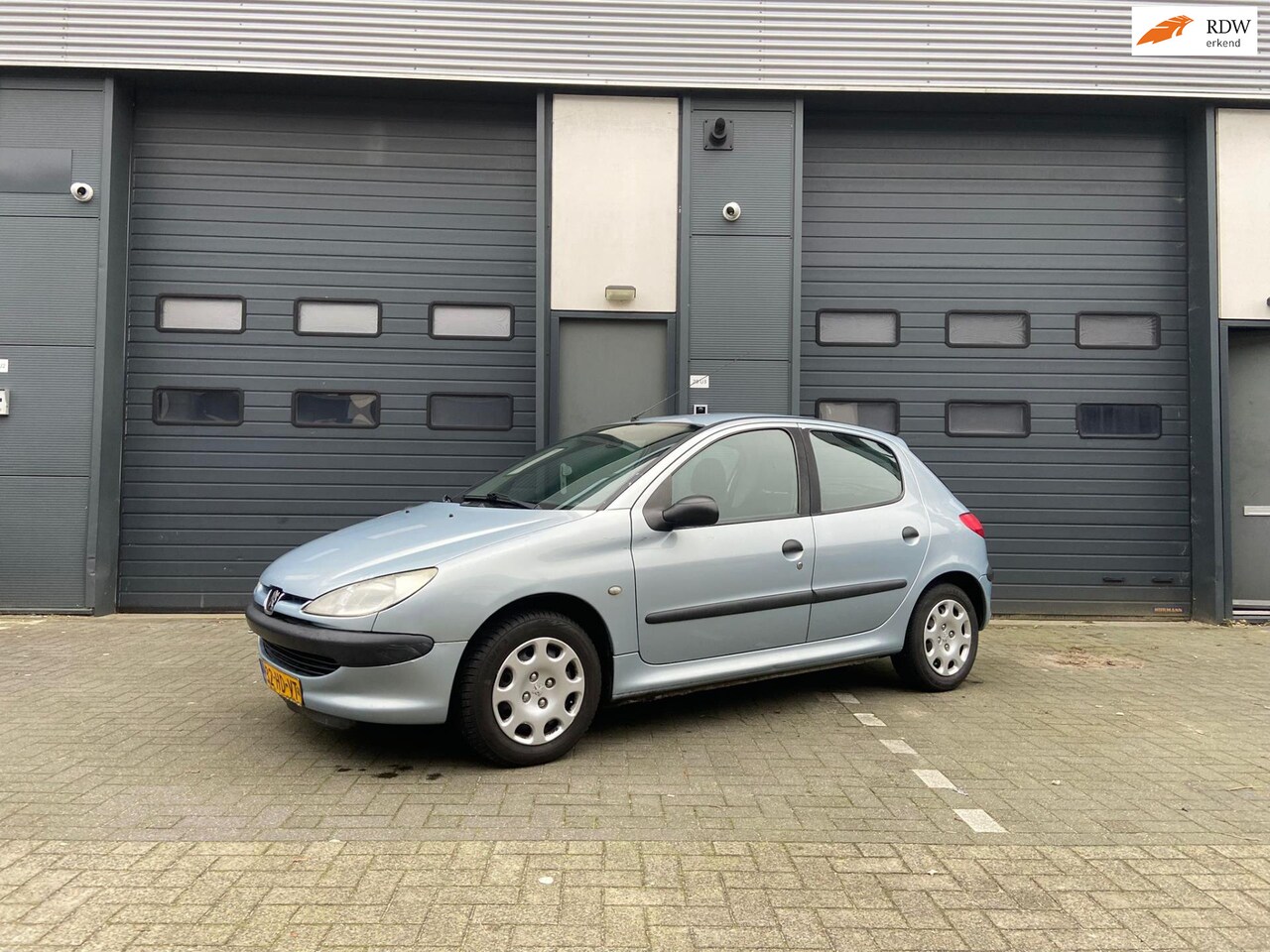 Peugeot 206 - 1.4 XR-NWE APK tot 11-01-2026-INCL beurt - AutoWereld.nl