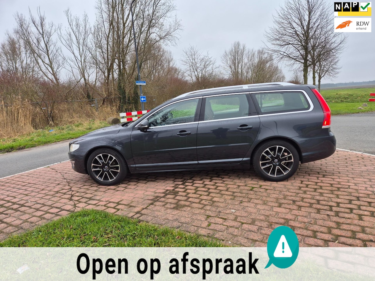 Volvo V70 - 2.0 D4 Nordic 2.0 D4 Nordic+ - AutoWereld.nl