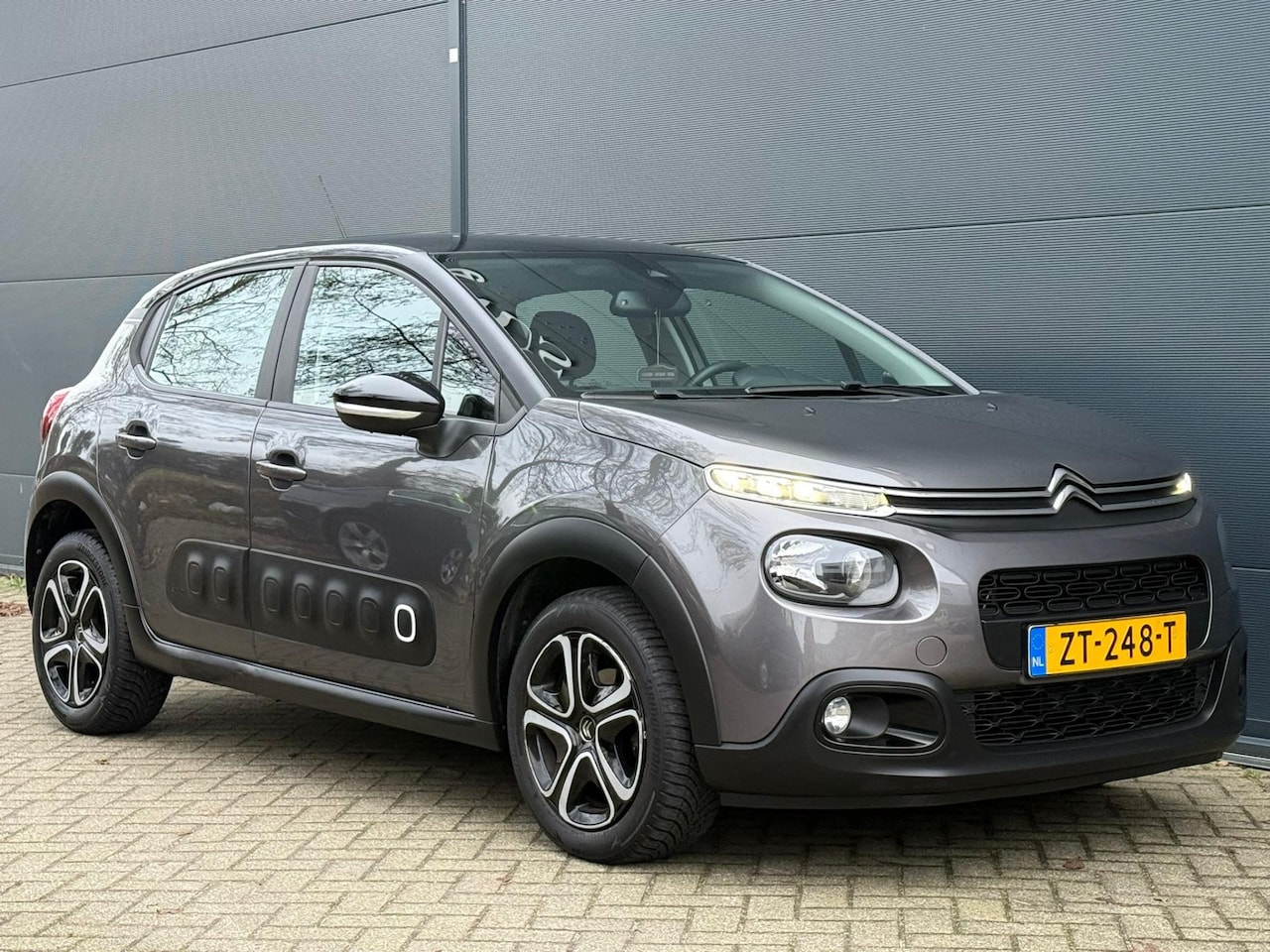 Citroën C3 - 1.2 PureTech S&S Feel Edition NAVI | CARPLAY | PKRSENSOR | 1STE EIGENAAR | CRUISE | BTW - AutoWereld.nl