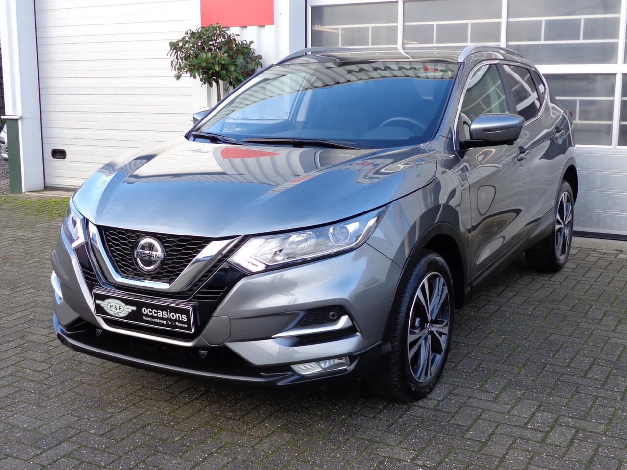 Nissan Qashqai - 1.3 DIG-T N-Connecta Panoramadak,360 Camera,Navi,Camera,etc,etc - AutoWereld.nl