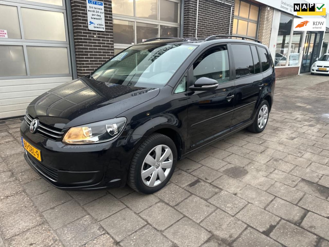 Volkswagen Touran - 1.2 TSI Comfortline BlueMotion 7p. 1.2 TSI Comfortline BlueMotion 7p. - AutoWereld.nl