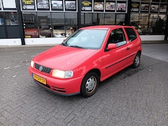 Volkswagen Polo - 1.6