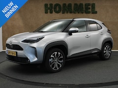 Toyota Yaris Cross - 1.5 Hybrid 130 Dynamic Team D - NIEUW UIT VOORRAAD - NAVIGATIE - 17 INCH LICHT METALEN VEL