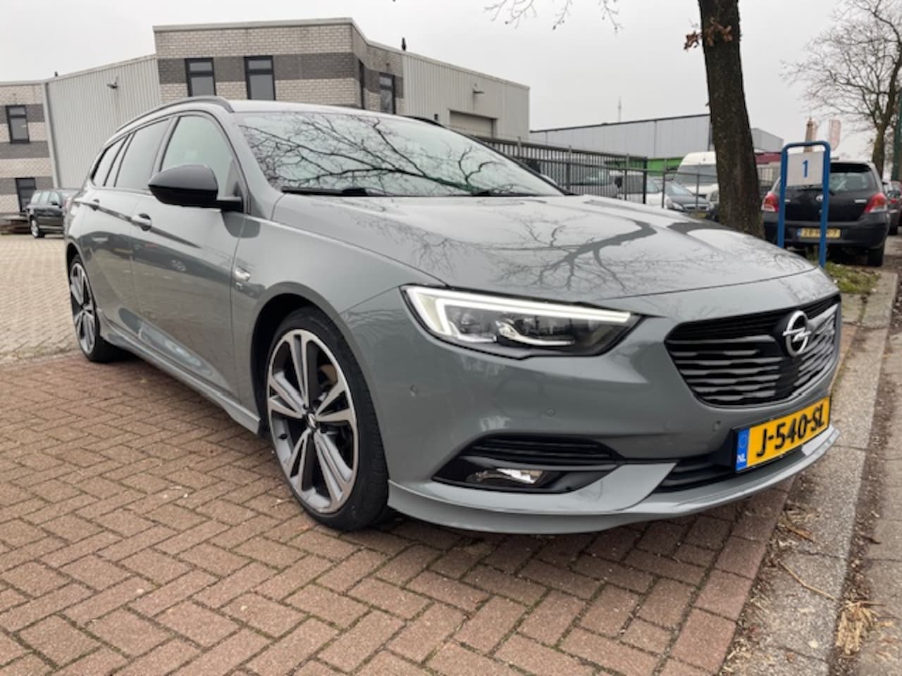 Opel Insignia Sports Tourer - 2.0 BiTurbo 4x4 GSi Exclusive Automaat Full Options Nw prijs 74.000,= - AutoWereld.nl