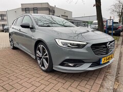 Opel Insignia Sports Tourer - 2.0 BiTurbo 4x4 GSi Exclusive Automaat Full Options Nw prijs 74.000, =