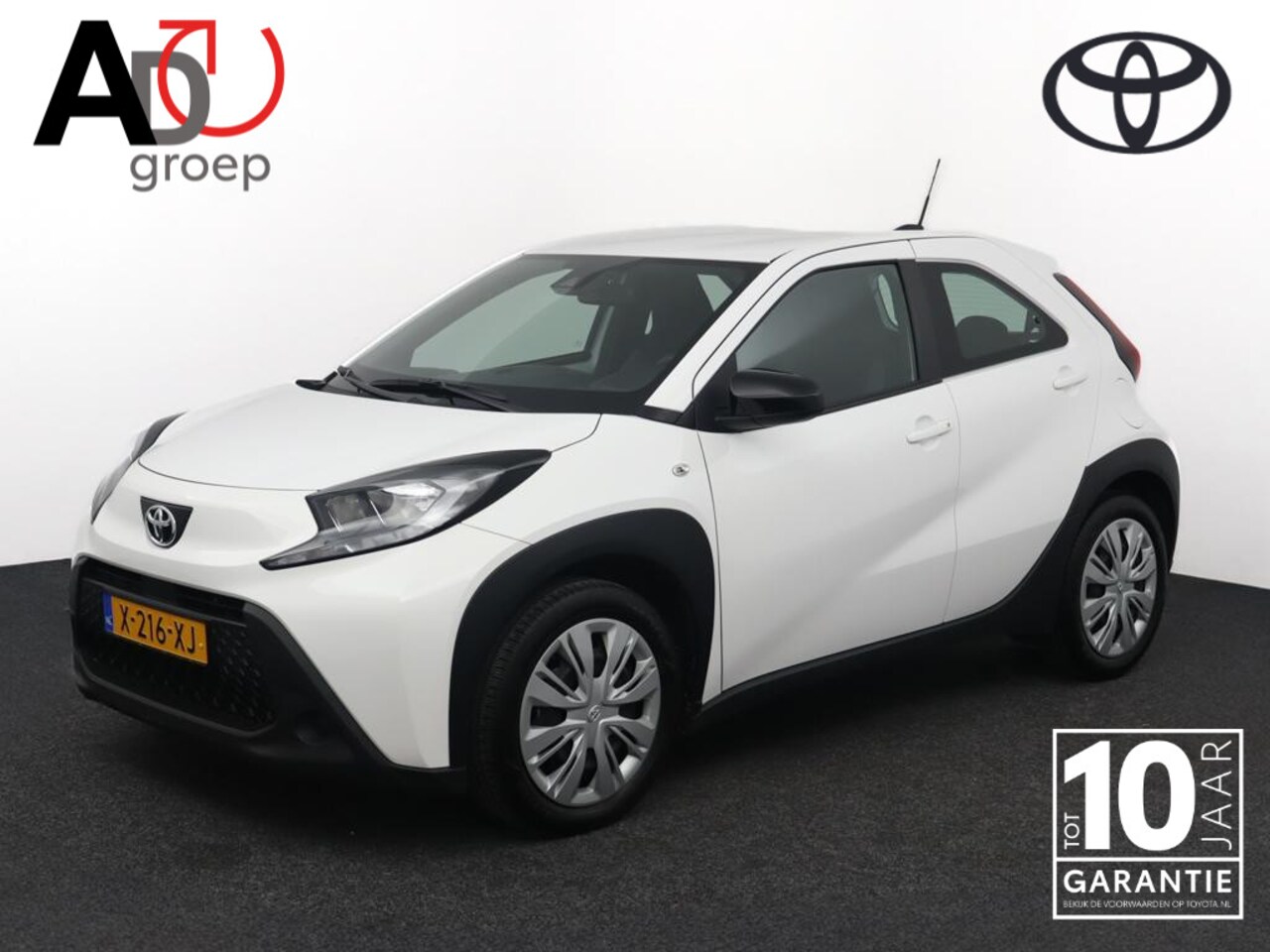 Toyota Aygo X - 1.0 VVT-i MT Play | Parkeercamera | Airco | Apple carplay | - AutoWereld.nl