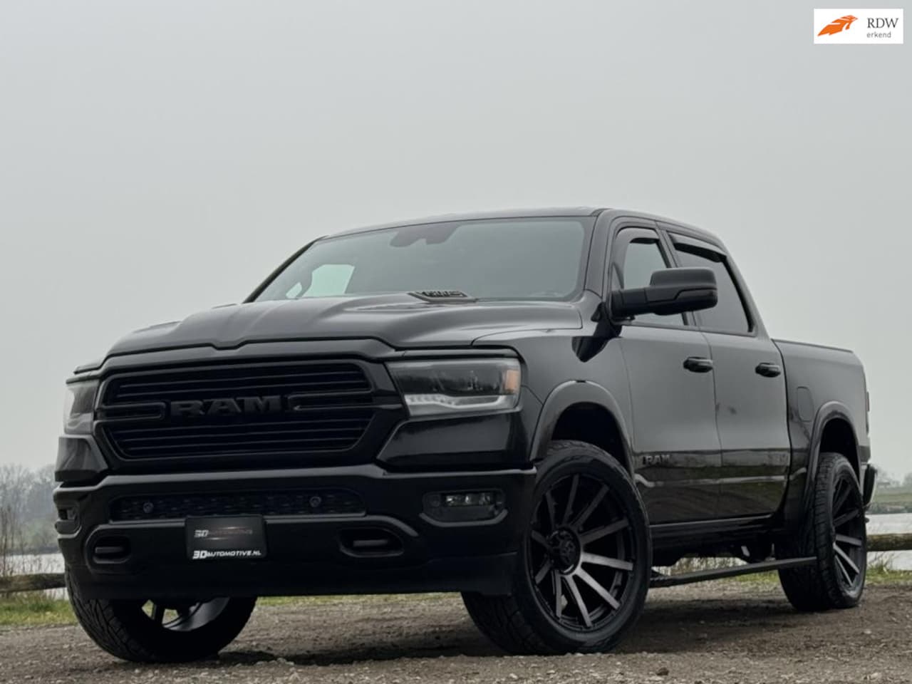 Dodge Ram 1500 - Laramie Night 5.7L V8, 1e eig, volledig dealeronderh, VEEL EXTRA'S - AutoWereld.nl