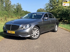 Mercedes-Benz E-klasse - 200 Prestige Plus Aut/Sfeerverlicht/Trekhaak/Navi/