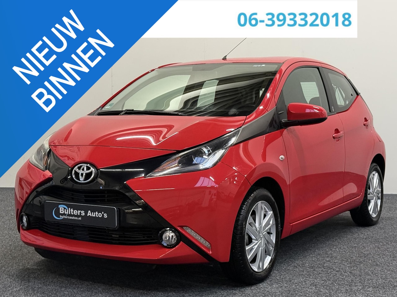 Toyota Aygo - 1.0 VVT-i x-play | TOUCHSCREEN | CAMERA | LMV - AutoWereld.nl