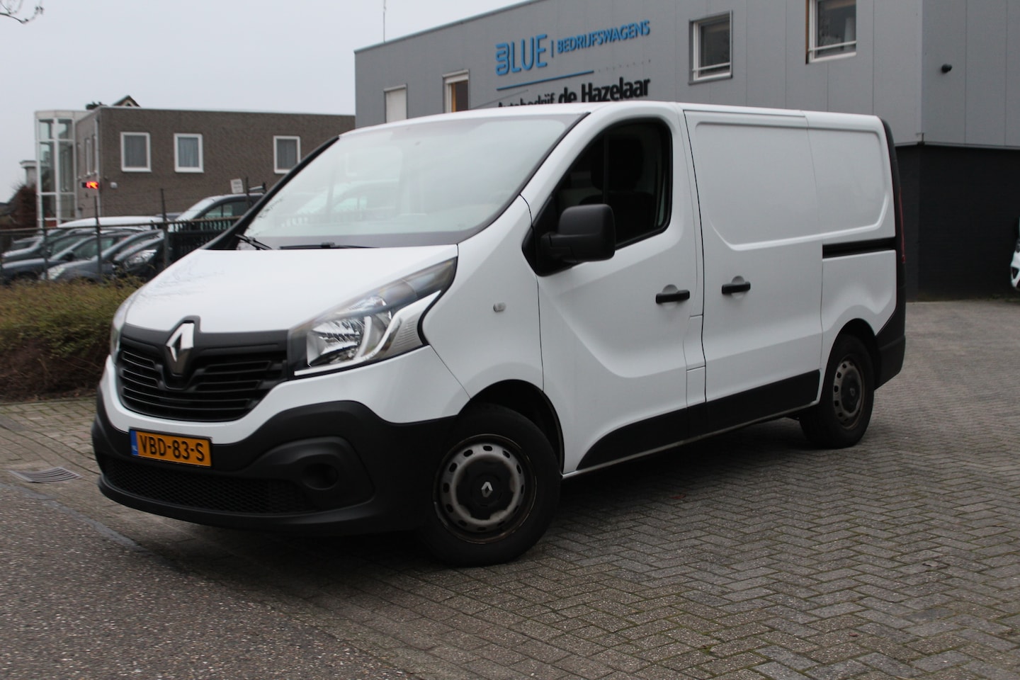 Renault Trafic - T29 1.6 dCi 120PK Euro6 L1 Comfort ✓ 3-zits ✓ airco ✓ navigatie ✓ 2x schuifdeur - AutoWereld.nl