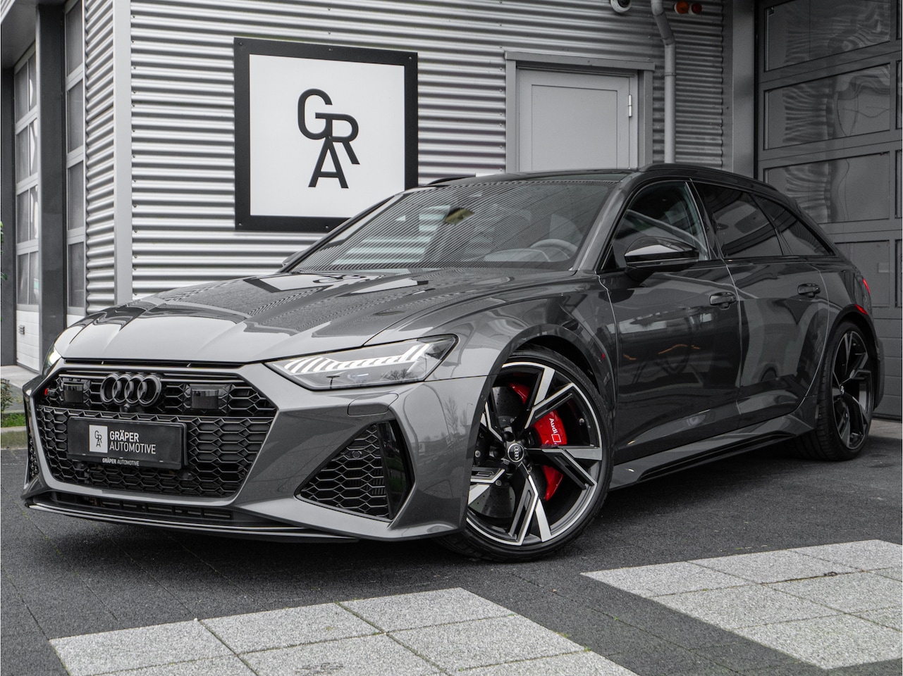 Audi RS6 - Avant 4.0 TFSI quattro | Keramisch | Pano | 360° Camera's - AutoWereld.nl