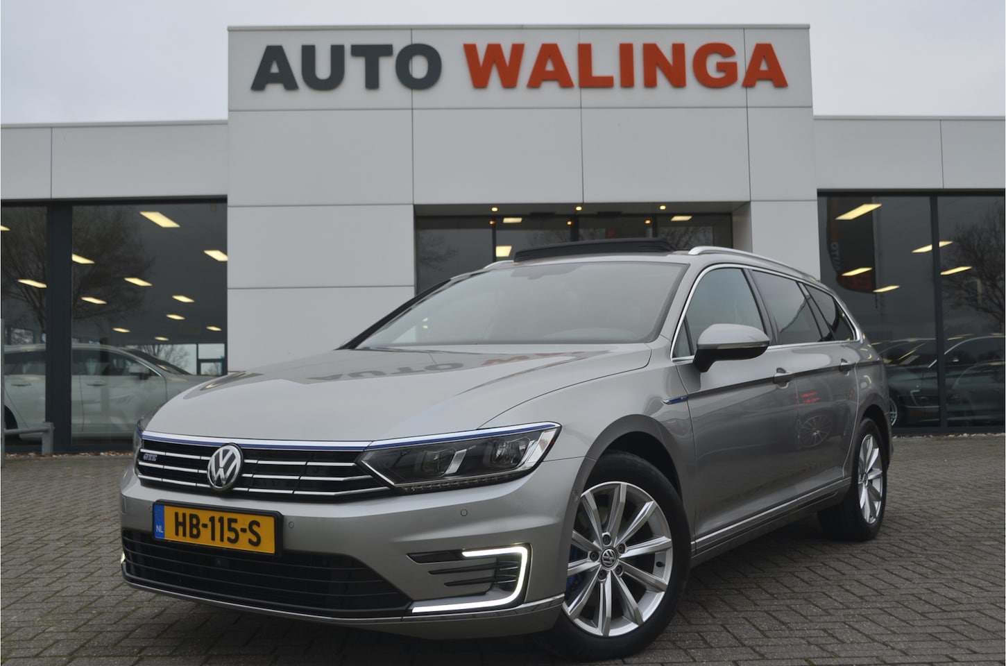 Volkswagen Passat Variant - 1.4 TSI GTE Highline Pano | 360 camera | Carplay | Trekhaak wegklap | Leer / Alcantara | S - AutoWereld.nl