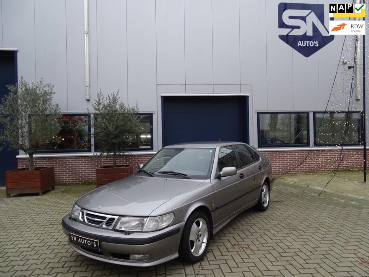 Saab 9-3 - 2.0t 2.0t - AutoWereld.nl