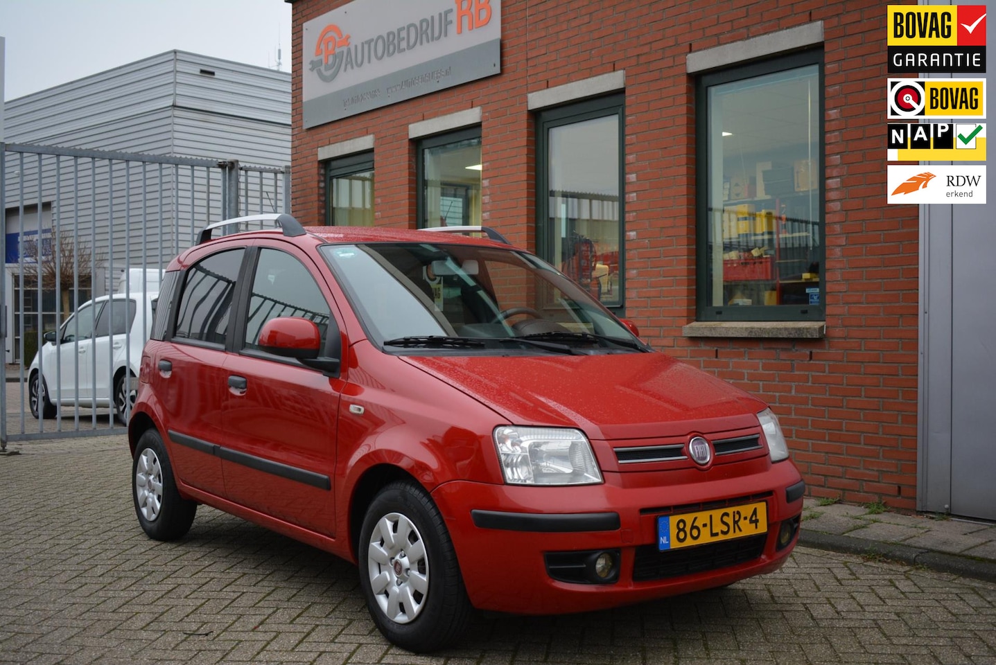 Fiat Panda - 1.2 Emotion Airco I Parkeersensoren - AutoWereld.nl