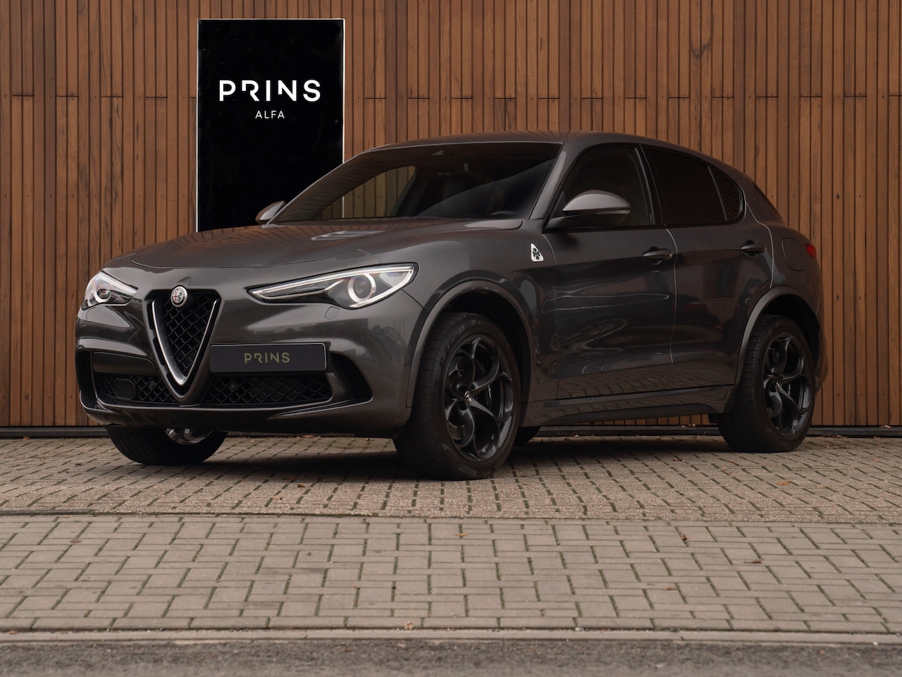 Alfa Romeo Stelvio - 2.9 V6 AWD Quadrifoglio | Harman/Kardon | CarPlay | Adapt. cruise - AutoWereld.nl