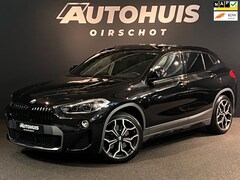 BMW X2 - SDrive20i High Executive Edition Edition M Pano/ M stoelen/ Trekhaak/ Headup/ Navi Plus/ 1