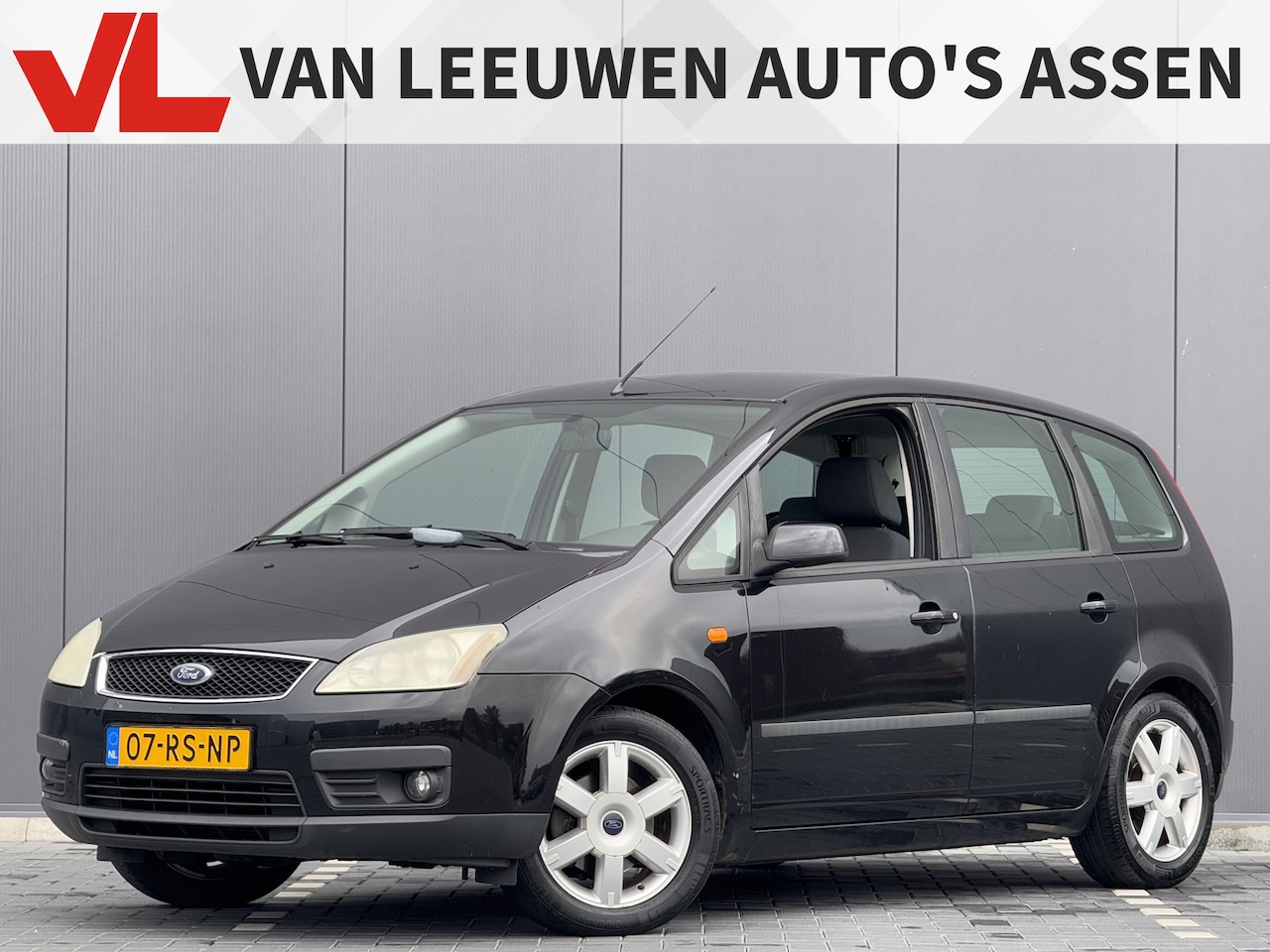 Ford Focus C-Max - 1.8-16V Futura | Lees tekst | Trekhaak | Cruise | Airco - AutoWereld.nl