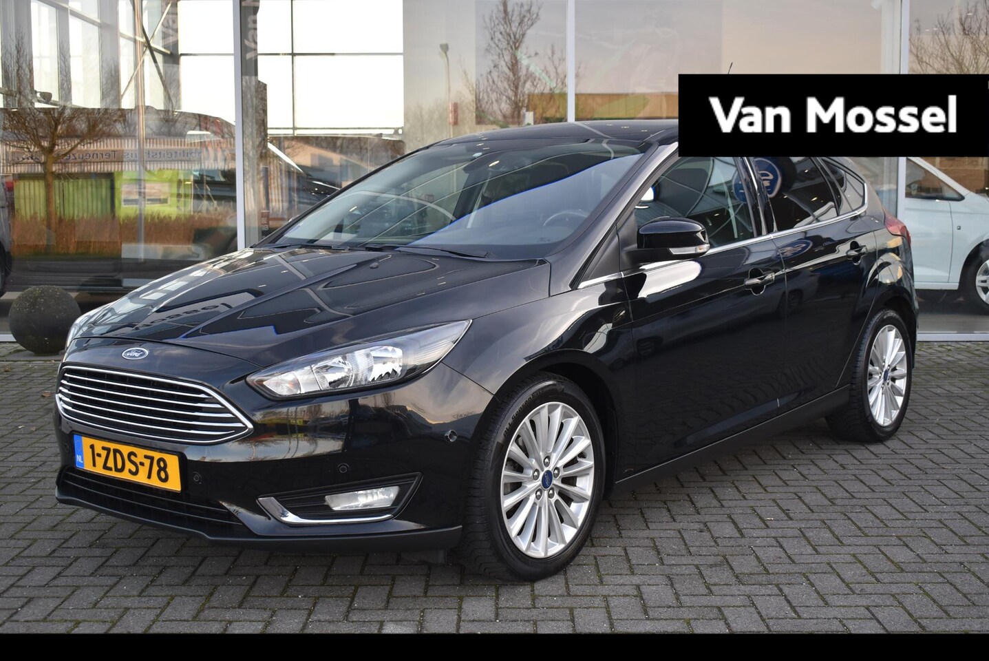 Ford Focus - 1.0 Titanium Edition | Climate Control | Cruise Control | Parkeersensoren V+A | Incl. Nieu - AutoWereld.nl