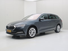 Skoda Octavia Combi - 2.0 TDI 150pk DSG7 Style Business [ TREKHAAK+HUD+ACC+CAMERA+LED+CLIMAAT+PANODAK+PDC+CARPLA