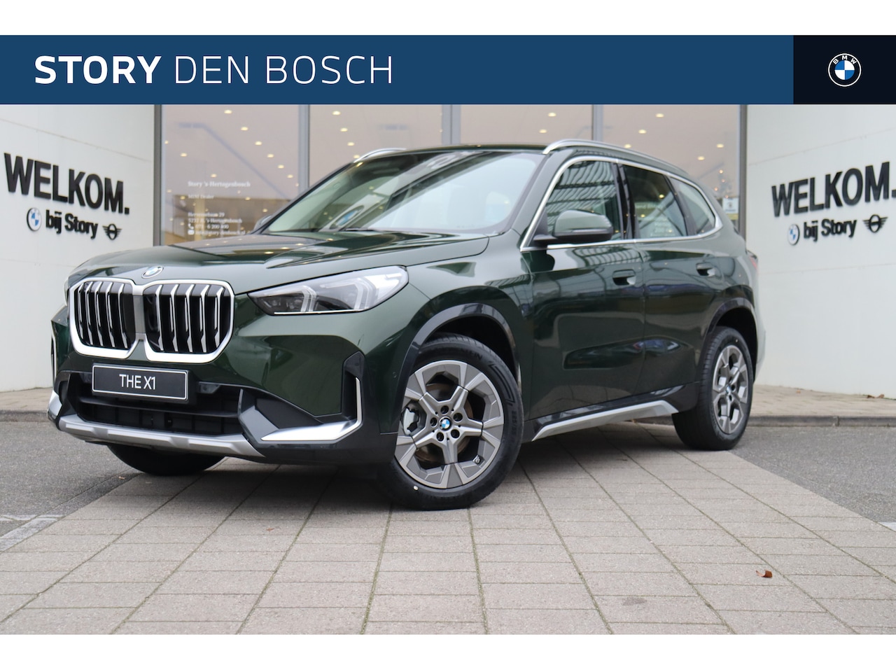 BMW X1 - sDrive18i xLine Automaat / Trekhaak / Sportstoelen / Adaptieve LED / Parking Assistant / C - AutoWereld.nl