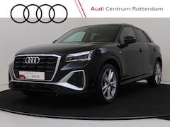 Audi Q2 - 35 TFSI S Edition | Panoramadak | Parkeerassistent | LED matrix verlichting | Navigatie Pl