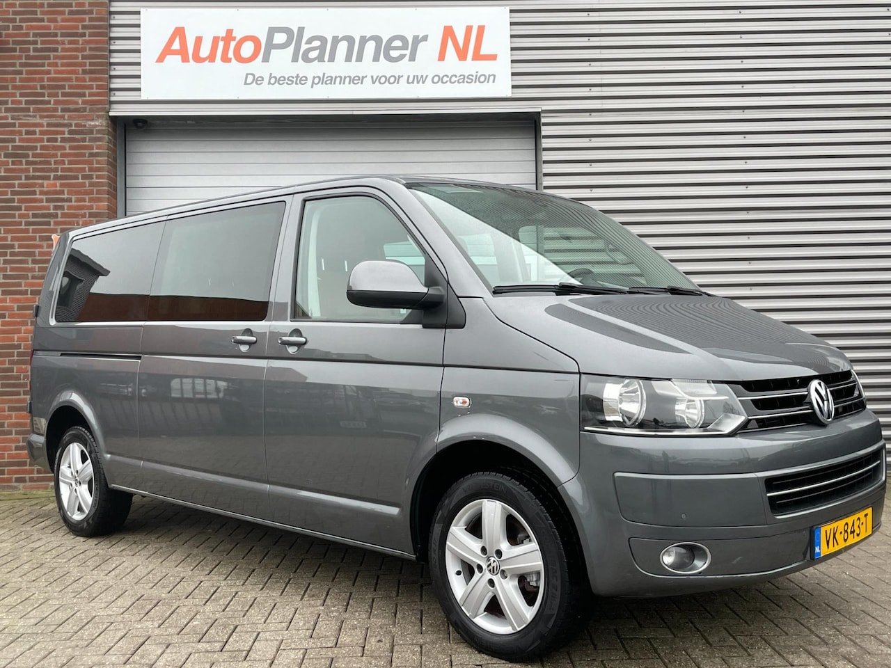 Volkswagen Transporter - 2.0 TDI L2H1 DC! Leder! Navi! PDC! - AutoWereld.nl