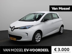 Renault Zoe - R90 Life 41 kWh | Navigatie | Climate Control | Parkeersensoren | Koopaccu |