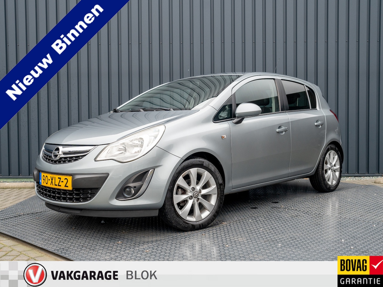 Opel Corsa - 1.2 86Pk Anniversary Edition | 1e Eigenaar | Unieke Km-stand | Prijs Rijklaar!! - AutoWereld.nl