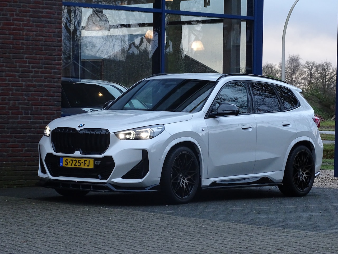 BMW X1 - xDrive23i - AutoWereld.nl