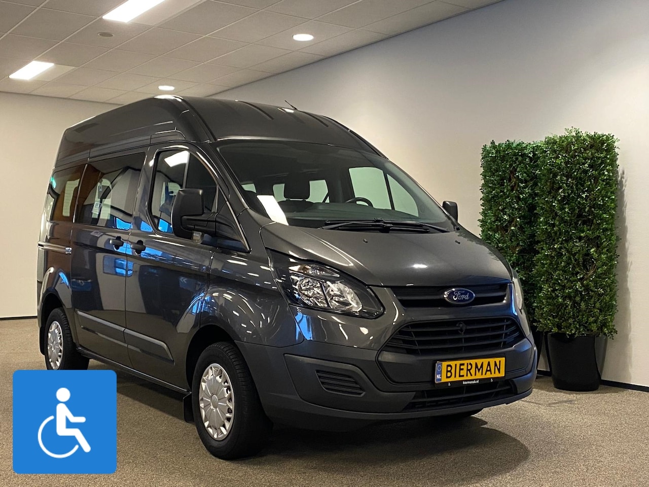 Ford Transit Custom - L1H2 Rolstoelbus - AutoWereld.nl