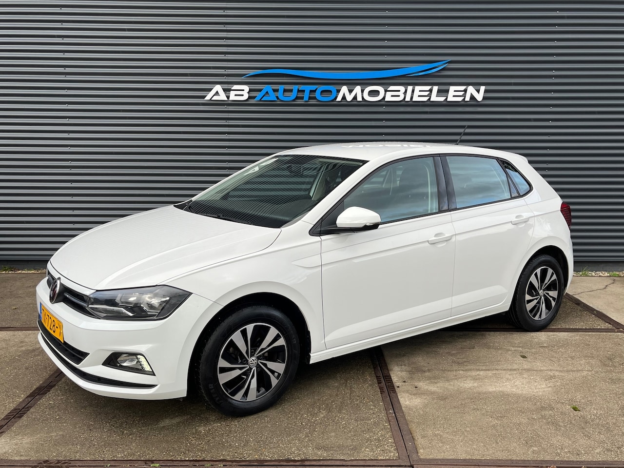 Volkswagen Polo - 1.0 TSI Comfortline LM VELGEN/ DAB+ - AutoWereld.nl