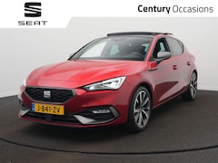 Seat Leon - 1.5 TSI FR Launch Edition Panoramadak | Navigatie | 18 Inch | LED + |