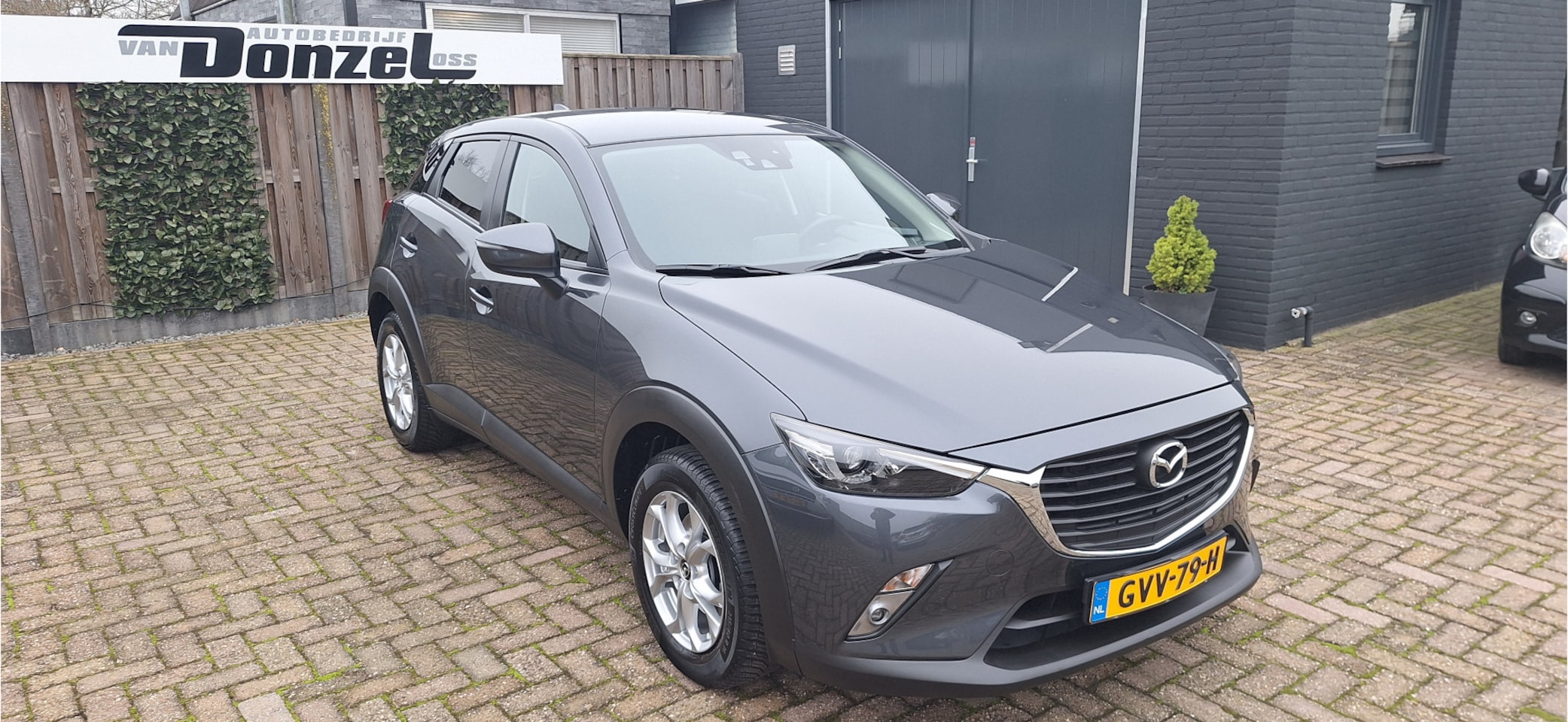 Mazda CX-3 - 2.0 SkyActiv-G -AUTOMAAT - NAVIGATIE - 48981 km - AutoWereld.nl